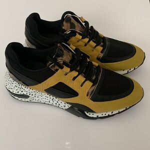 Steve Madden Barra Wedge Sneackers Size 8,5